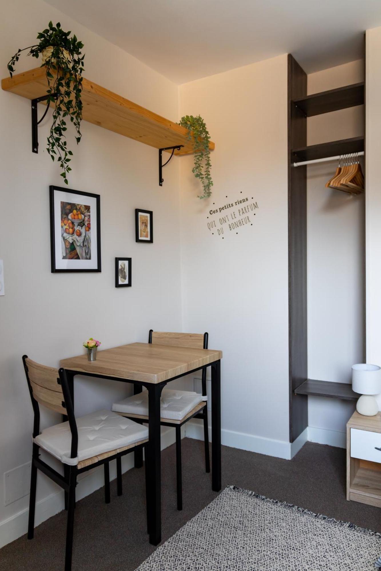 Hotel Les Tourterelles Vendôme Pokoj fotografie