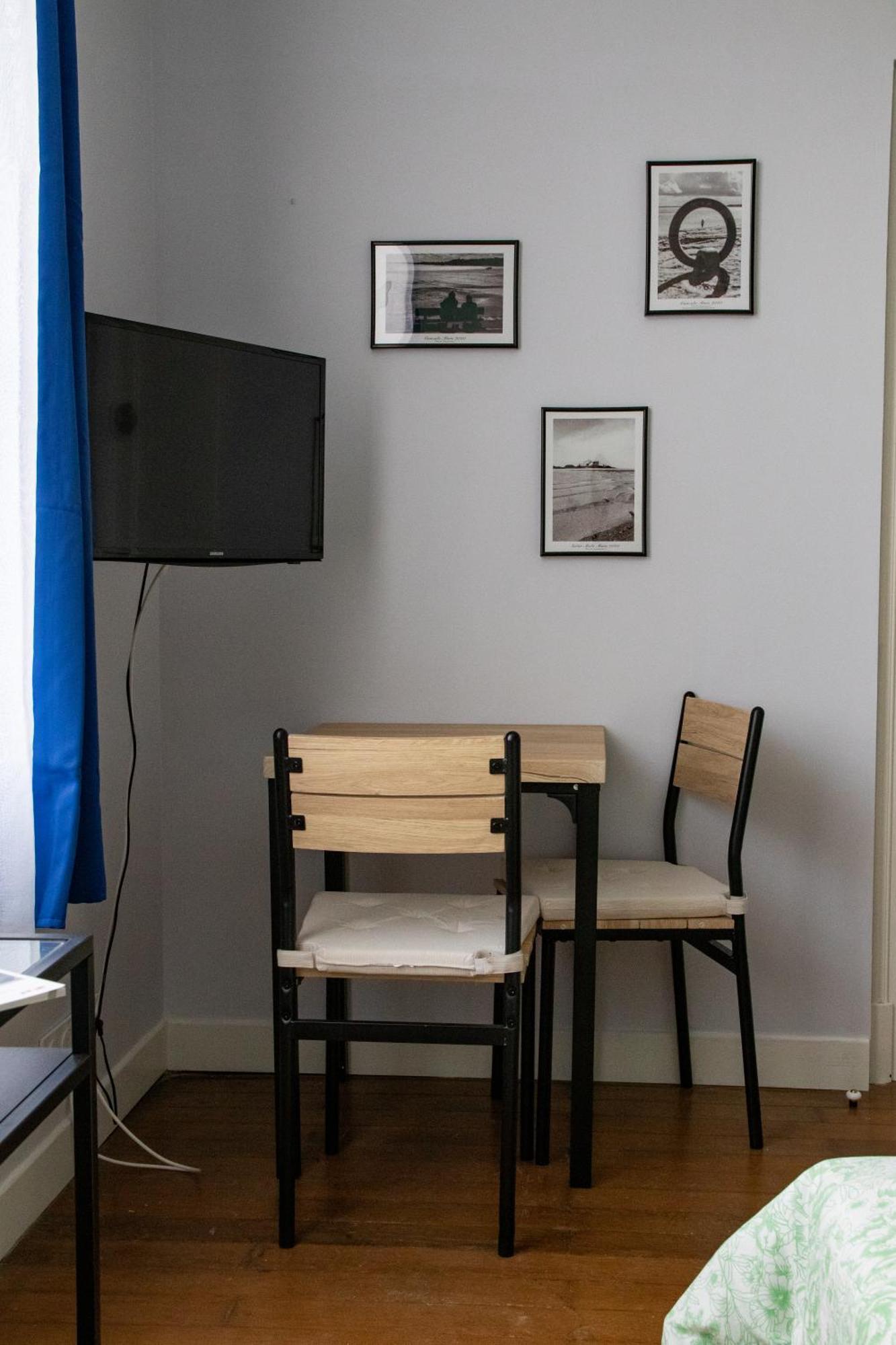 Hotel Les Tourterelles Vendôme Pokoj fotografie